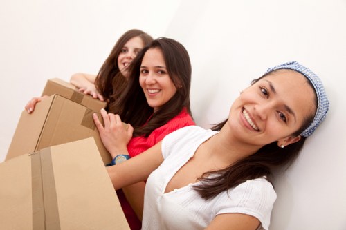 Local logistics and parking considerations for commercial moves in Fulham